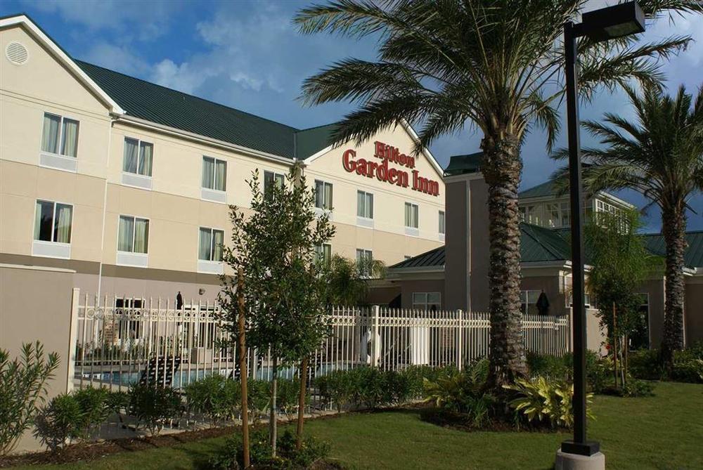 Hilton Garden Inn Beaumont Exterior photo